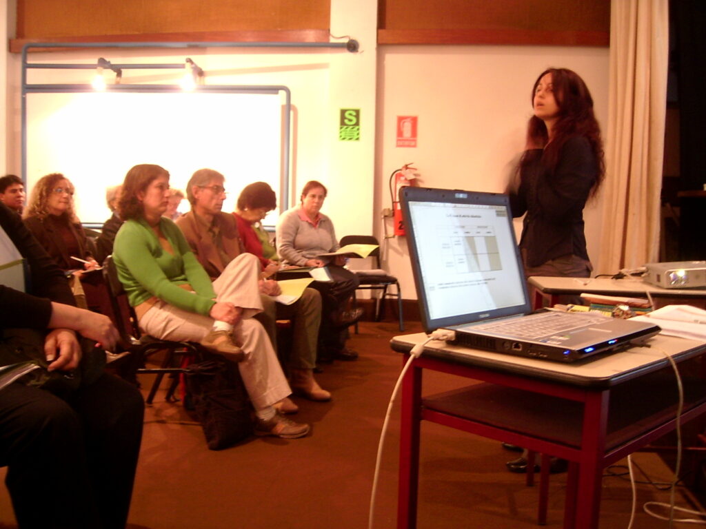 2008 | Corso di formazione presso l'Istituto Italiano di Cultura di Lima, Perù